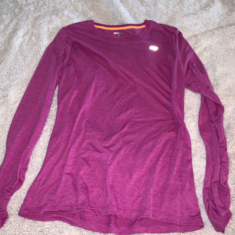 Athletic top